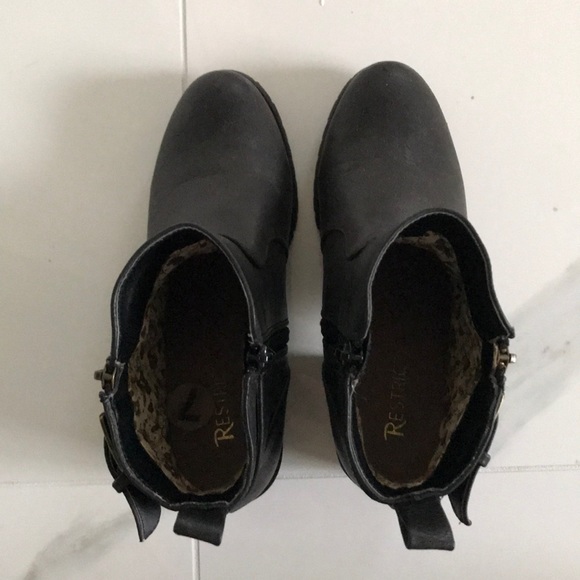 Mid heel leather booties - Picture 5 of 6